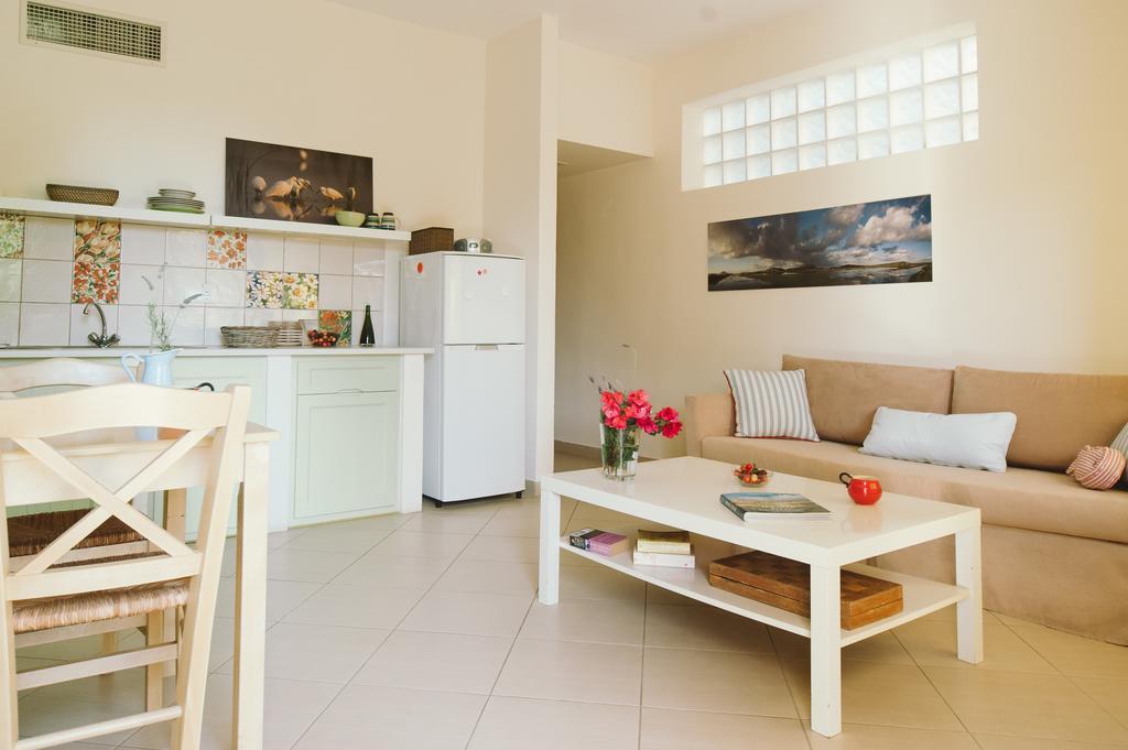 Mylos Apartments Gialova Camera foto